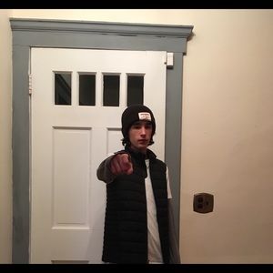 Meet your Posher, Henry